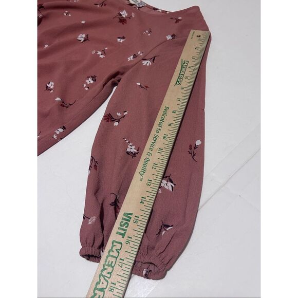 Pink Republic Knotted Hem Top Size S Round Neckline Floral Print 3/4 Sleeves - Picture 8 of 10